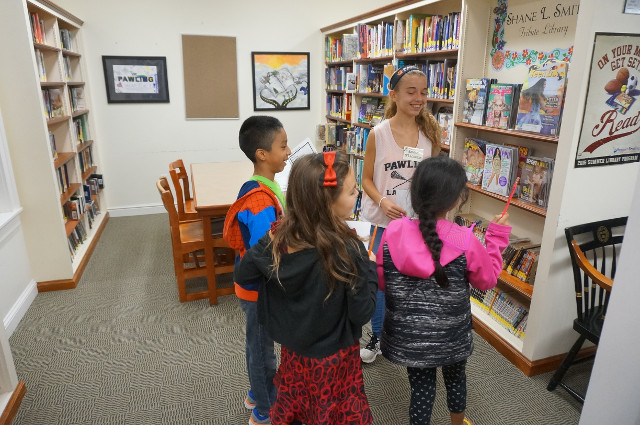 Ms. D'Lacrosse was in the teen section when she heard the crash.
